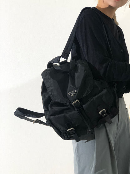 PRADA Triangle Logo Nylon Backpack Black Vintage hfi7ks