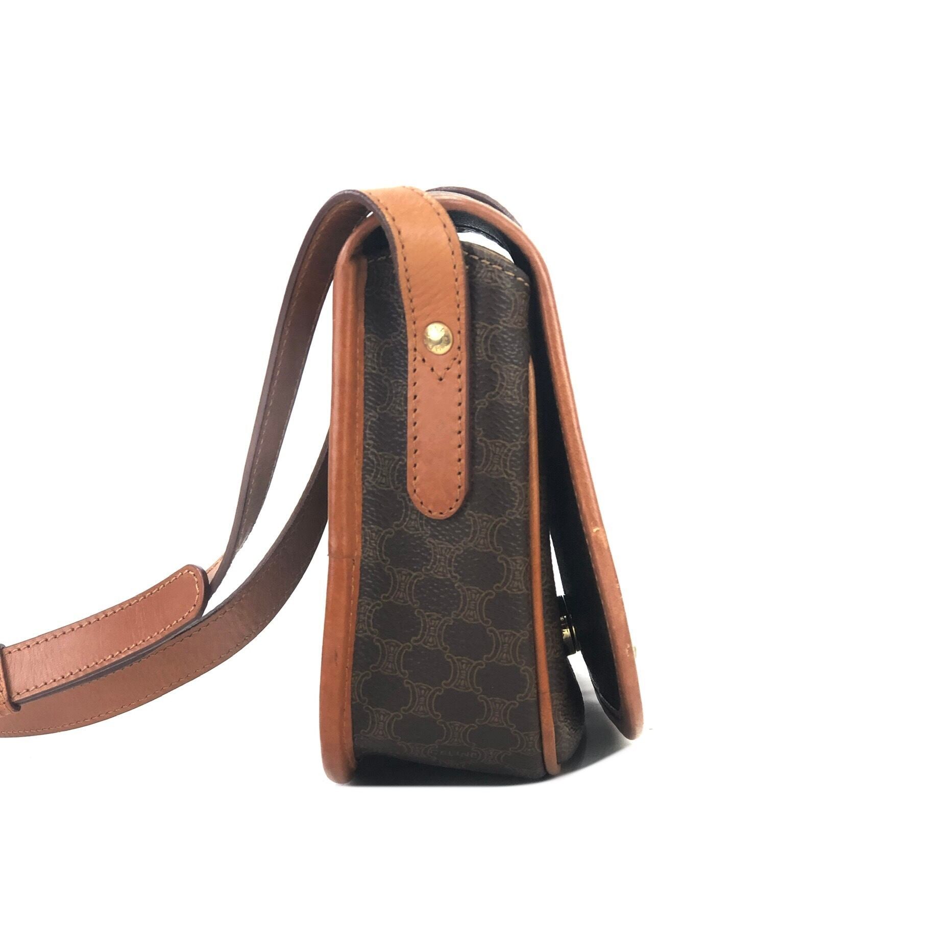 Hermès - Orange Leather Sac Trim II 35 Hobo Shoulder Bag - Catawiki