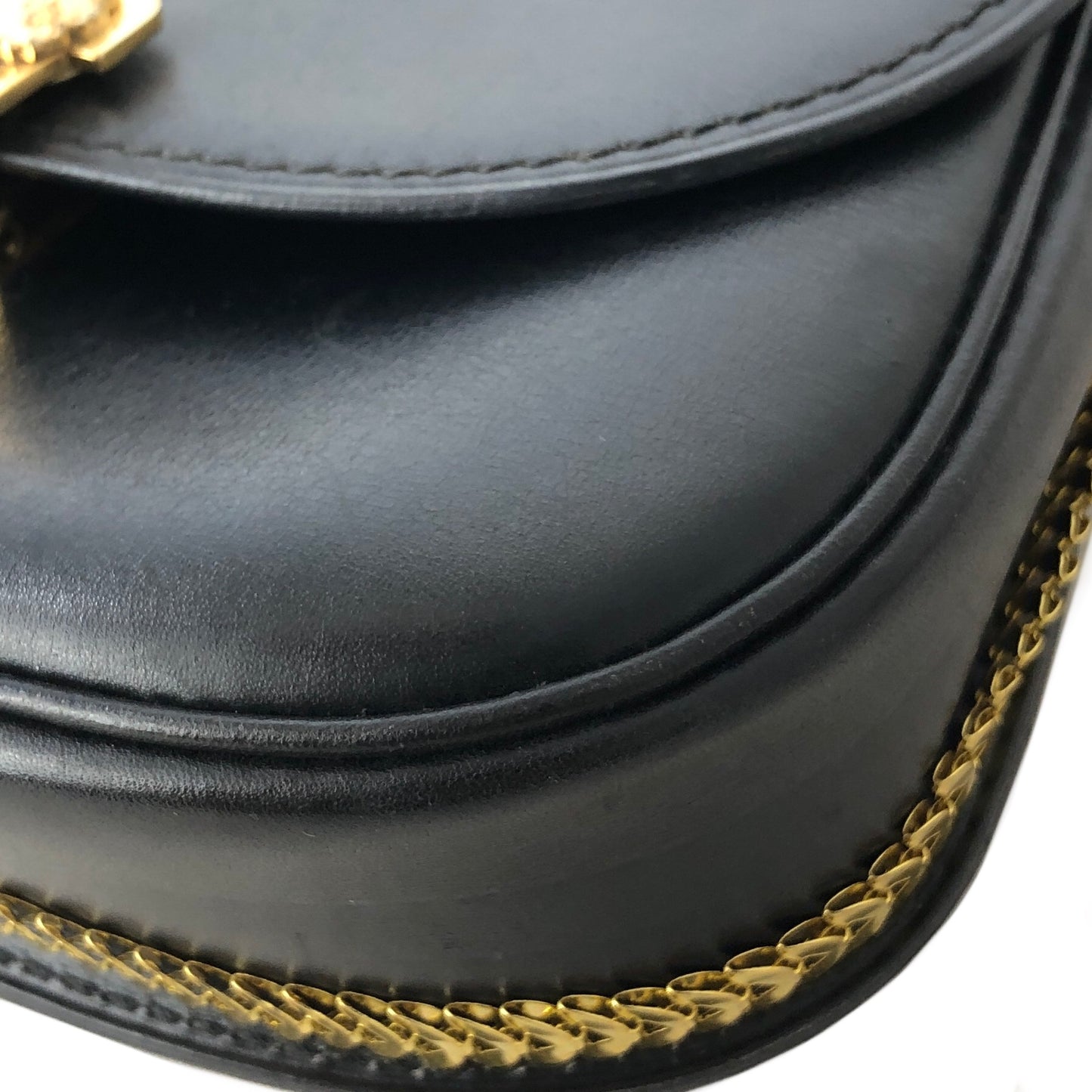 CELINE Triomphe Emblem Chain Leather Crossbody Shoulder bag Black Vintage r36nr8