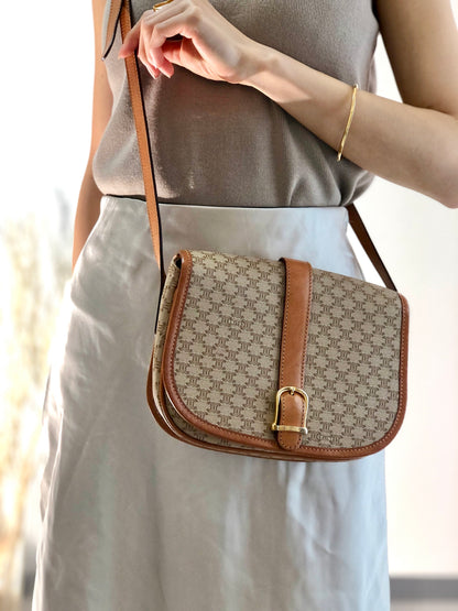CELINE Macadam  PVC Leather Crossbody Shoulder bag Beige Vintage kshxk6