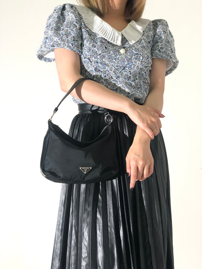 PRADA Triangle Logo Nylon Handbag Hobobag Black Vintage rd8vmt