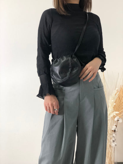 LOEWE Anagram Leather Drawstring Small Shoulder bag Black Vintage 83xs5h