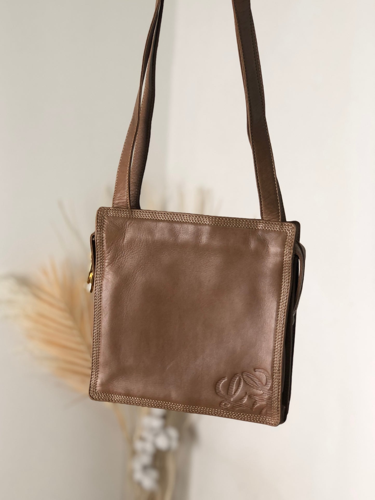 LOEWE Anagram Stitch Leather Shoulder bag Totebag Brown Vintage pnktyk