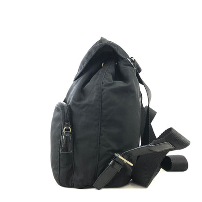 PRADA Triangle Logo Nylon Backpack Black Vintage f4v6fg