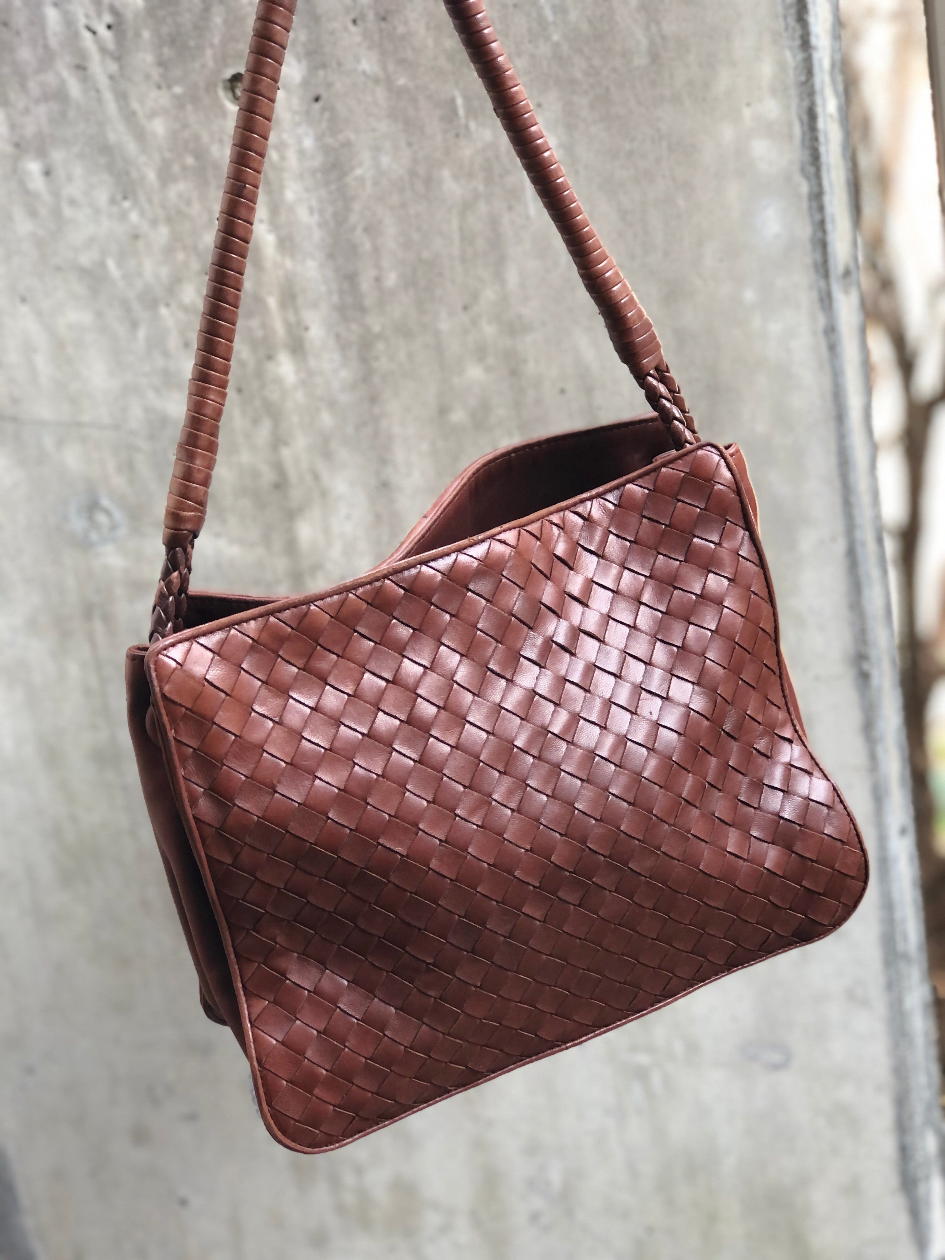 Bottega veneta discount woven purse