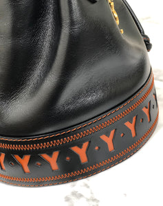 Yves Saint Laurent Logo Y Cut out Drawstring Shoulder bag Black YSL Vintage Old u5skir