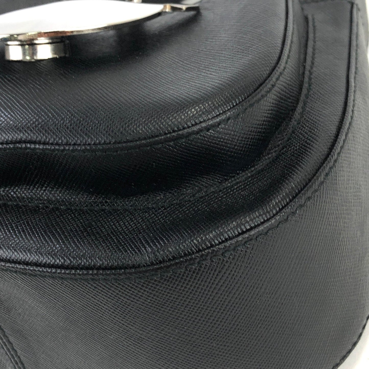 Salvatore Ferragamo Big gancini Mini Hobobag Handbag Black udsv8d