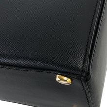 Load image into Gallery viewer, CELINE Turn Lock Logo Leather Shoulderbag Black Vintage Old CELINE ge27h6
