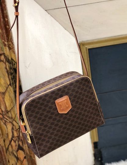 CELINE Macadam Square Crossbody Shoulder bag Brown Vintage Old CELINE 25tn36