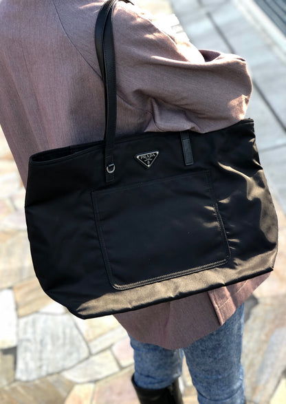 PRADA Triangle logo Nylon Tote bag Black Vintage ke54e5
