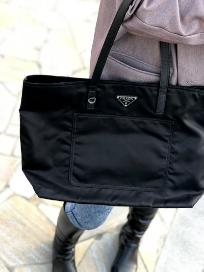 PRADA Triangle logo Nylon Tote bag Black Vintage ke54e5