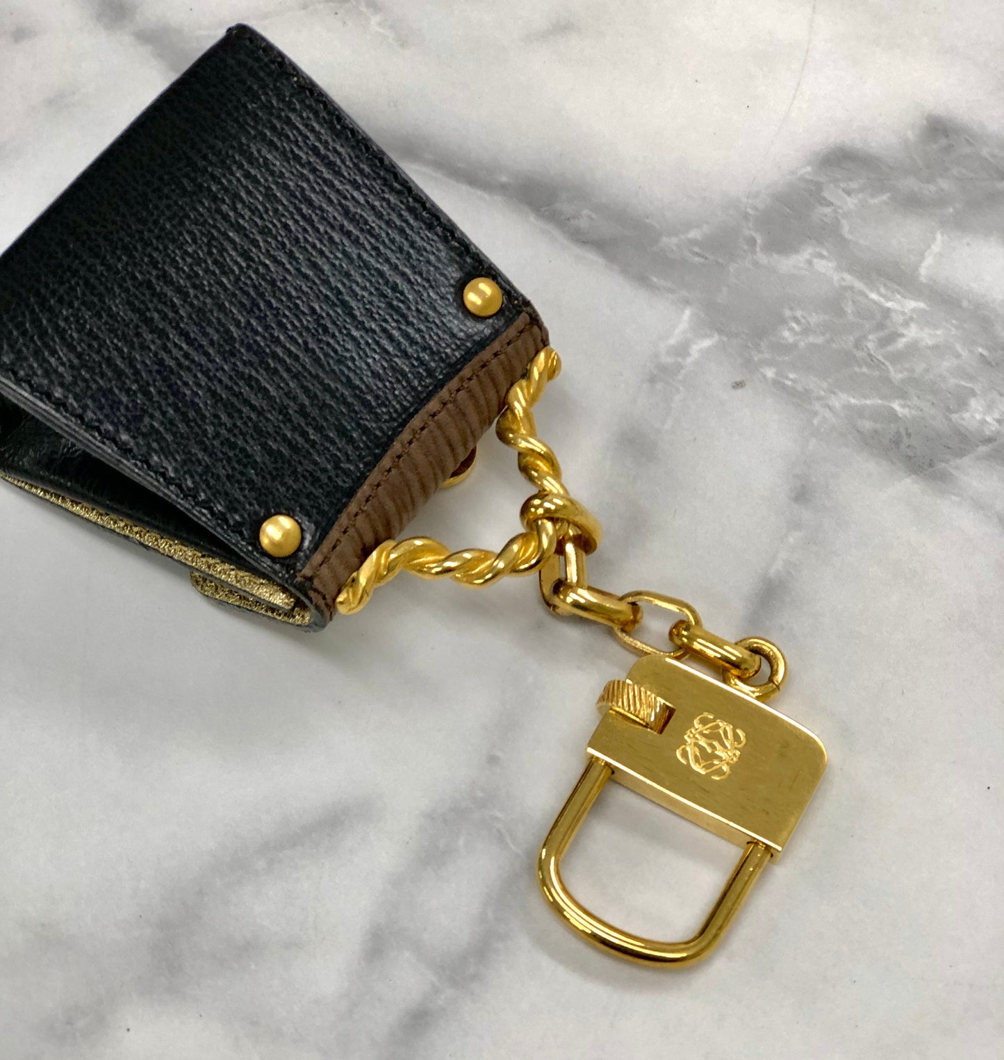 LOEWE Velazquez Anagram Handbag type Bag charm Key chain Black Vintage Old v7w53z