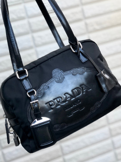 PRADA Big logo Nylon Shoulder bag Handbag Black Vintage Old fzeu5f