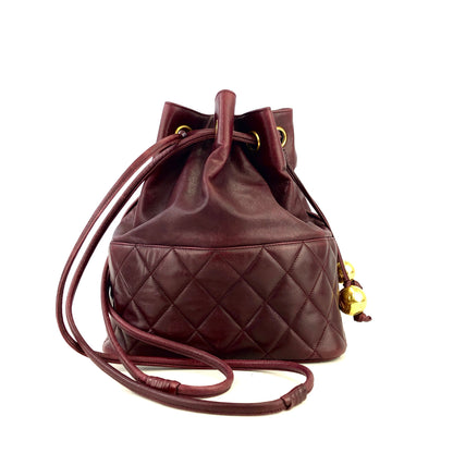 CHANEL Matelasse Cocomark Charm Lamb leather Drawstring Shoulder bag Bordeaux Vintage Old w7it5n