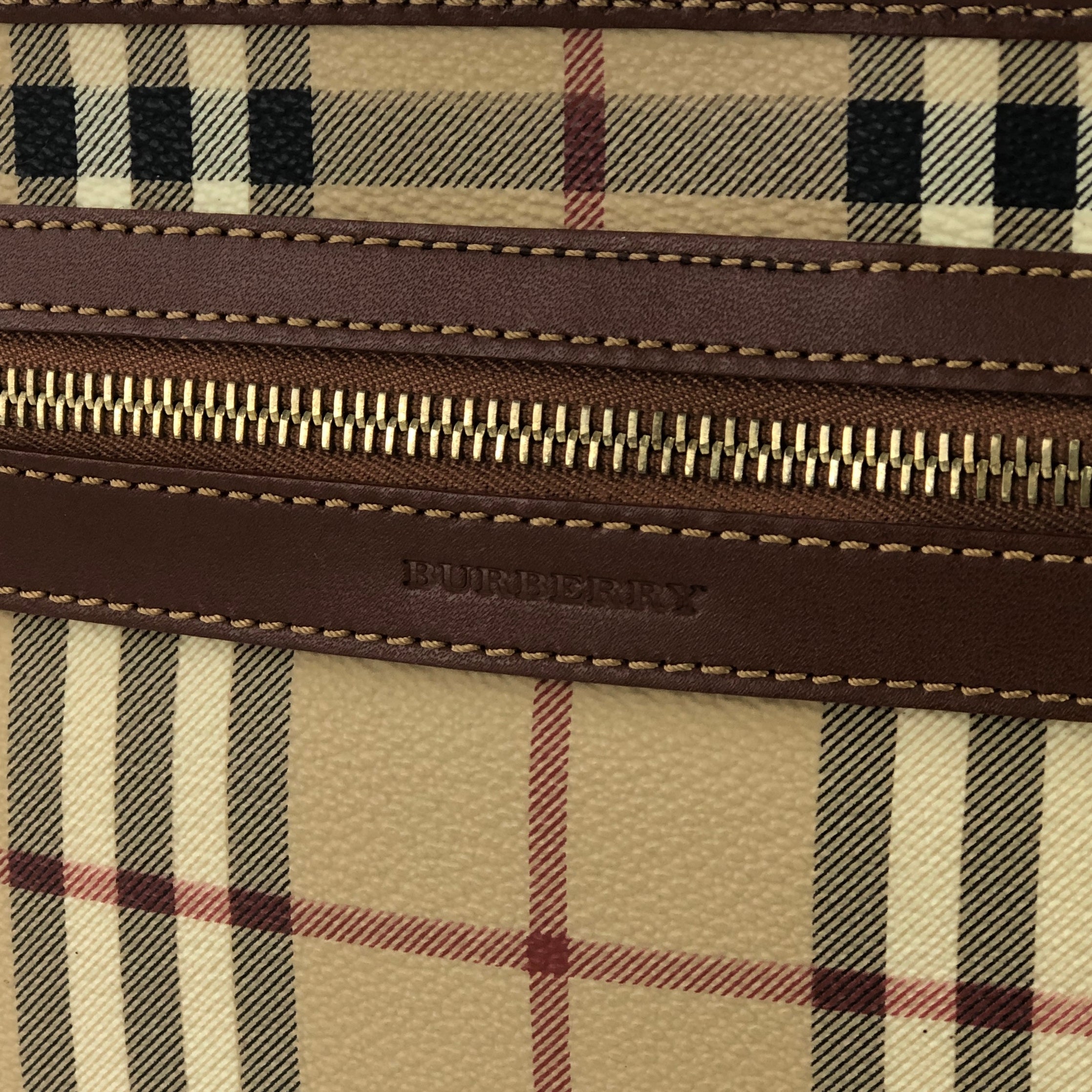 Vintage burberry hot sale clutch bag