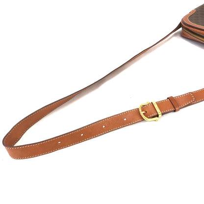 CELINE Macadam Crossbody Shoulder bag Brown Vintage Old CELINE hn4kps