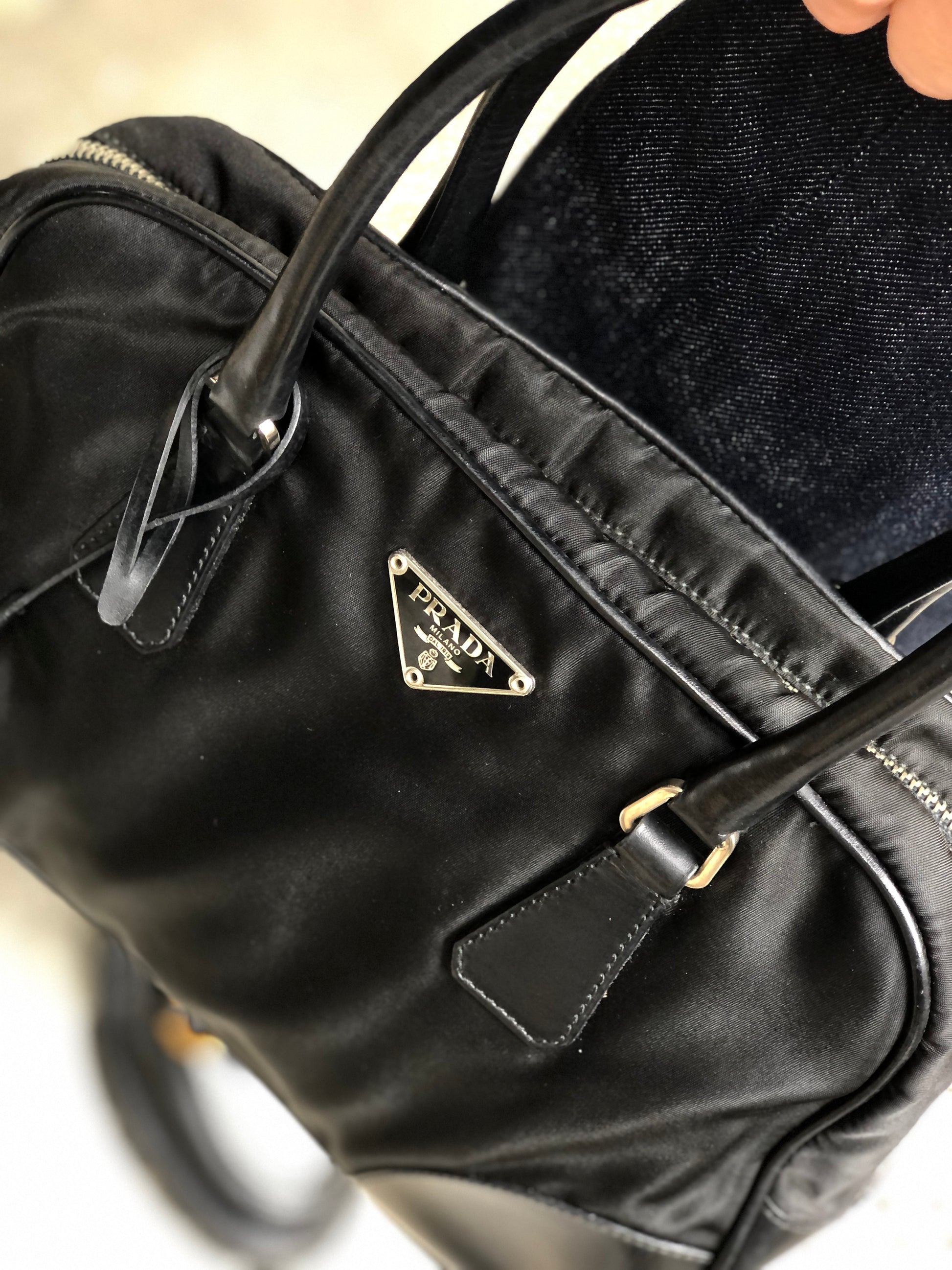PRADA Triangle Logo Nylon Leather Boston bag Doctors bag Black Vintage –  VintageShop solo