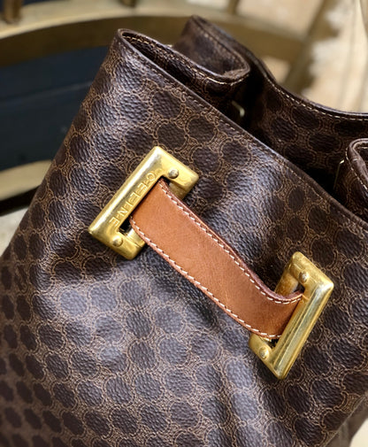 CELINE Macadam Drawstring One shoulder bag Sling bag Brown Vintage Old CELINE b5kt2p