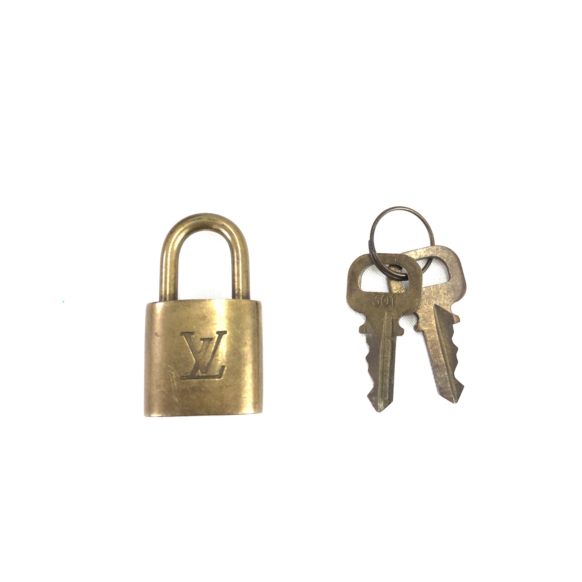 Louis Vuitton lock with key No. 301 - I Love Handbags