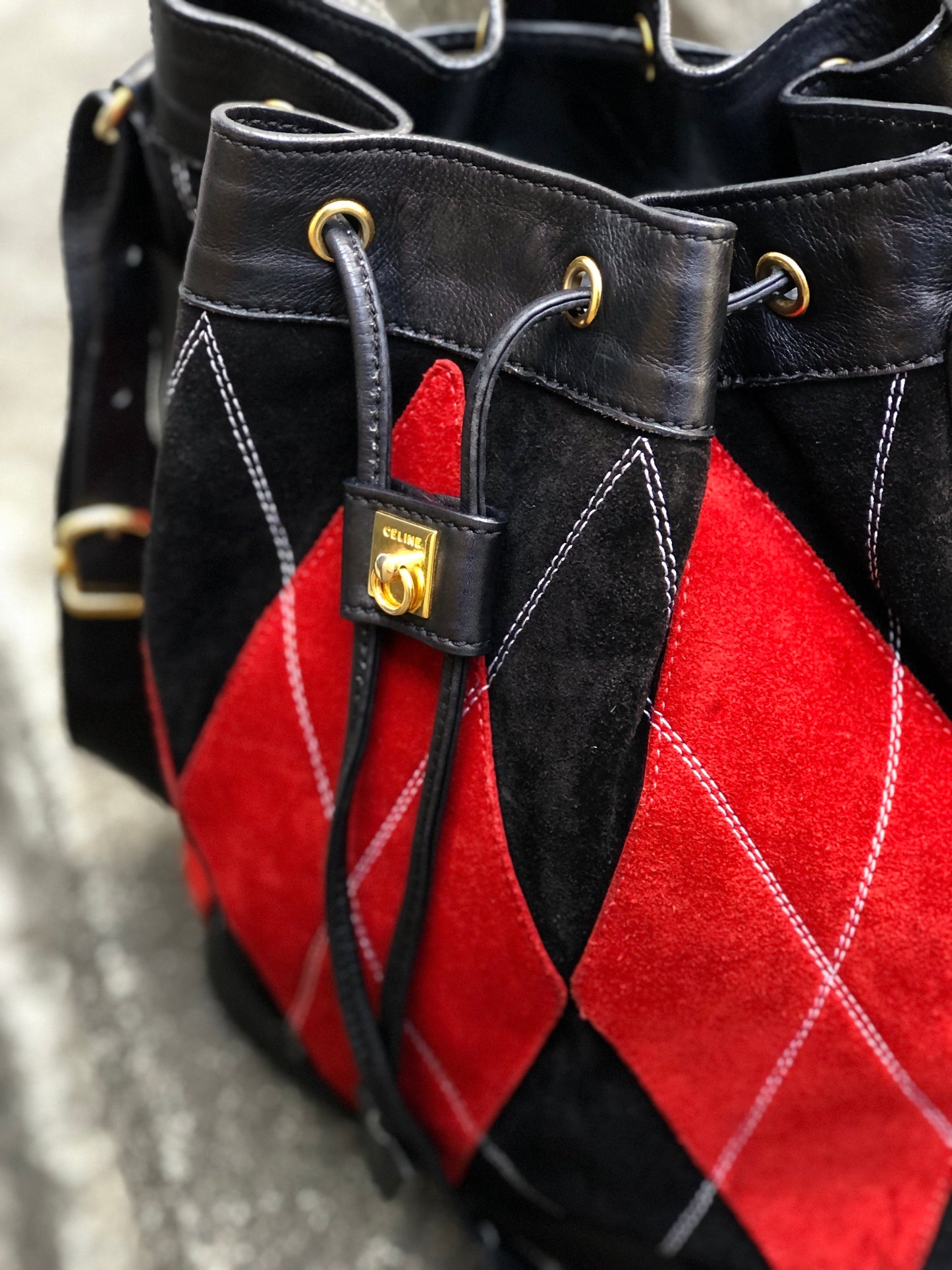 CELINE Argyle Mantel Drawstring Bag Bicolor Suede Leather Shoulder Bag Black Red Vintage Old Celine a764mf