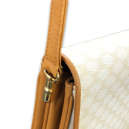 CELINE Macadam Blason Shoulder bag  White Old CELINE Vintage hd78ur
