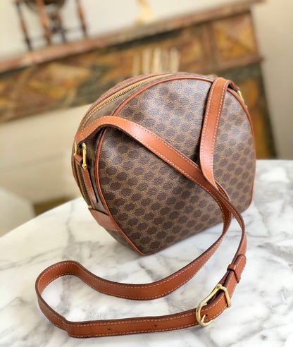CELINE Blason Macadam Round Shoulder bag Brown Vintage Old Celine udut4d