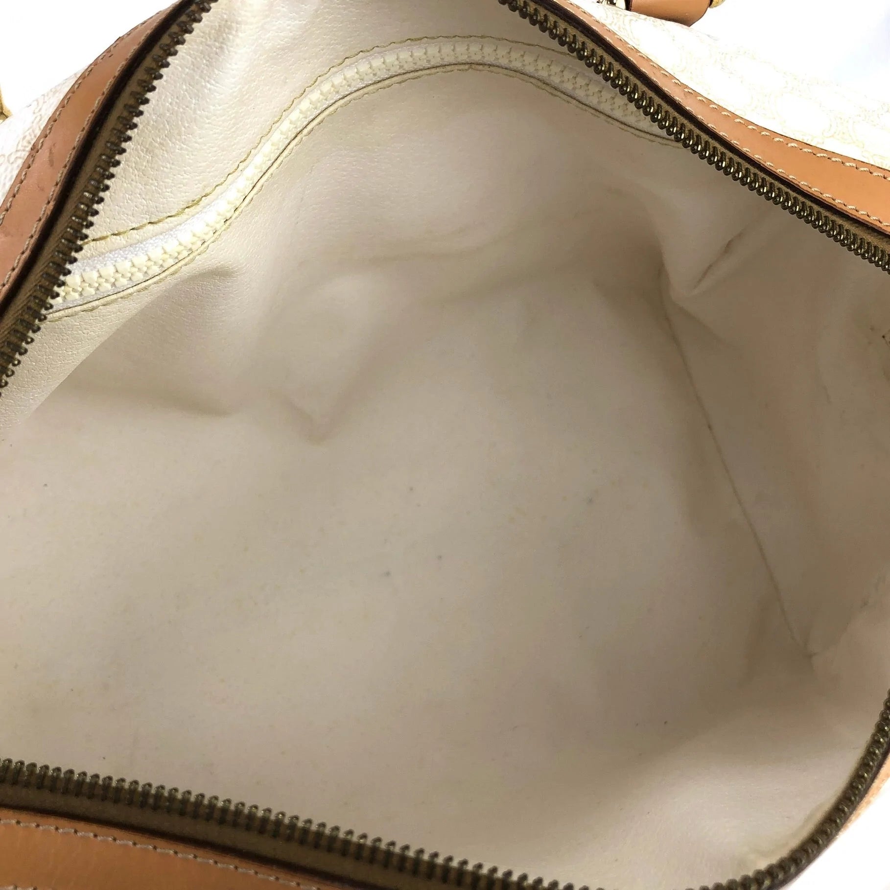 CELINE Macadam Blason embossed Bostonbag Handbag White Vintage Old Cel –  VintageShop solo