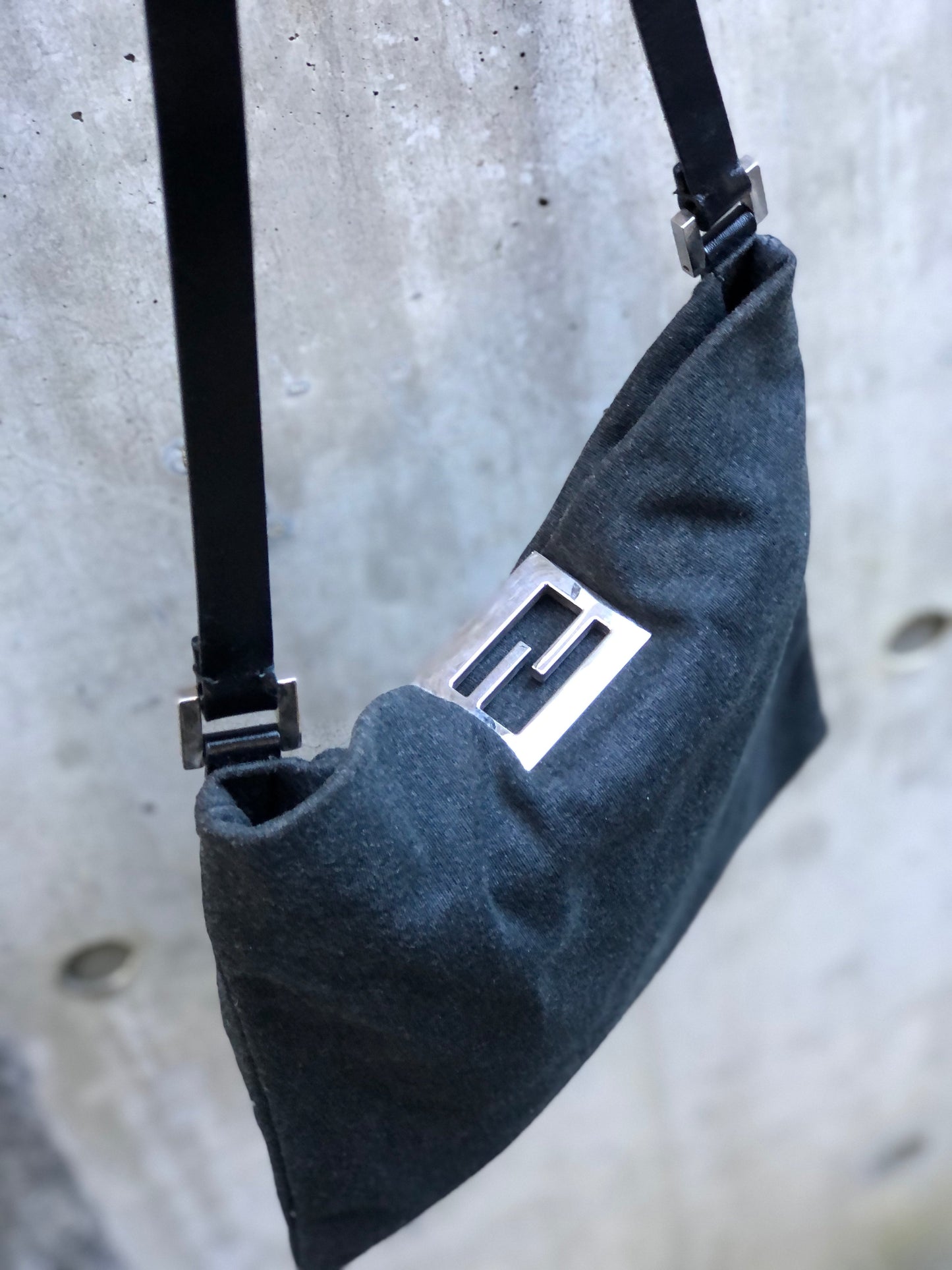 FENDI Logo Knit Shoulder bag Gray Old Vintage 3sngg3