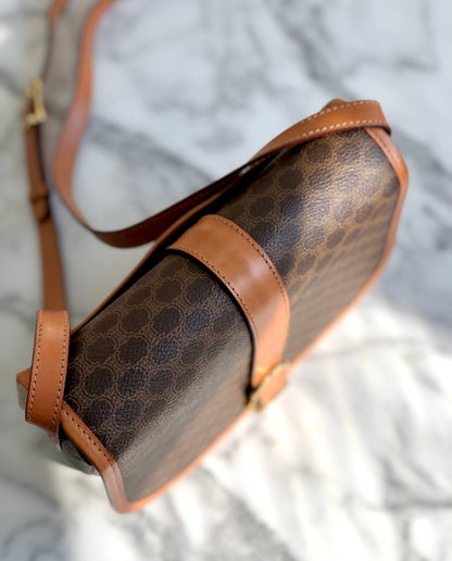 CELINE Macadam Flap Buckle Crossbody Shoulder bag Brown Vintage Old Celine 3m2bpx