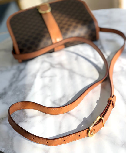 CELINE Macadam Flap Buckle Crossbody Shoulder bag Brown Vintage Old Celine 3m2bpx