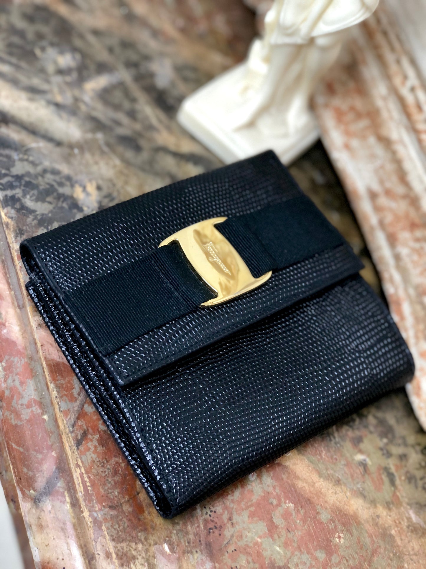 Salvatore Ferragamo Vala ribbon Lizard Mini Wallet Coin purse Black Vintage Old 8znjzn