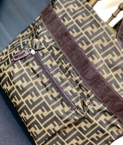 FENDI Zucca Front zipper Jacquard Shoulder bag Brown Vintage Old kkez6c