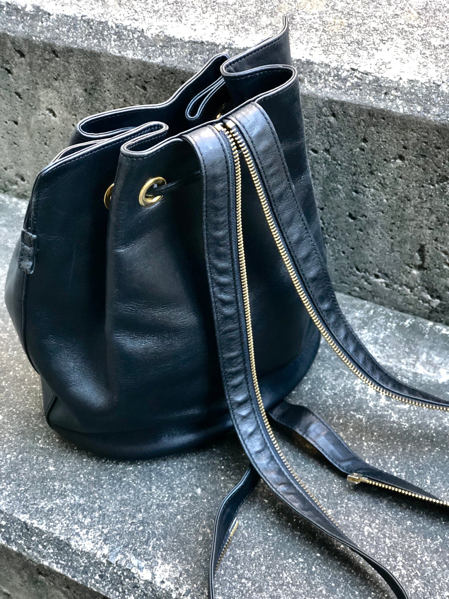 Christian Dior Drawstring Leather Backpack One shoulder bag Black Vintage visxpe