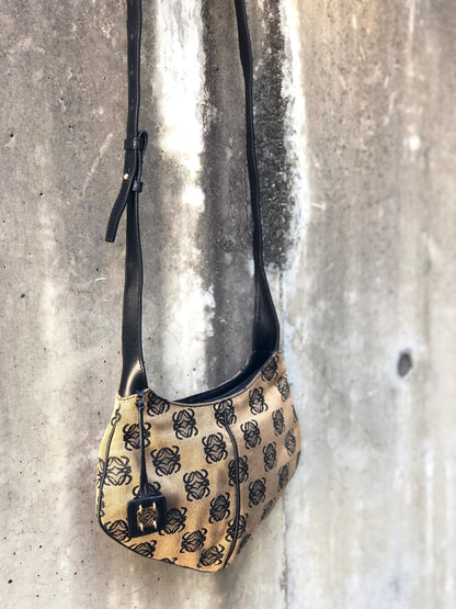 LOEWE Anagram pattern Jacquard Shoulder bag Beige Vintage Old 27i3rr