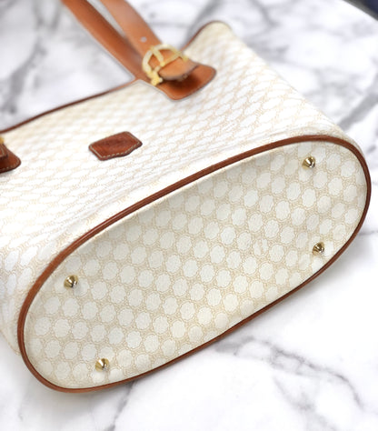 CELE Macadam Blason 壓花水桶包手提包白色復古舊款 gi42wi