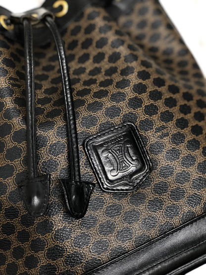 CELINE Macadam Drawstring shoulder bag Black Vintage Old CELINE 3e3bei