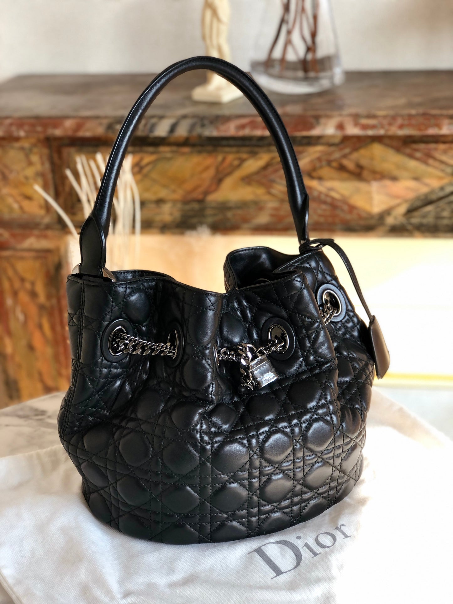 Christian Dior Cannage Lady dior Padlock Charm Bucket Totebag Black Vintage txf4va