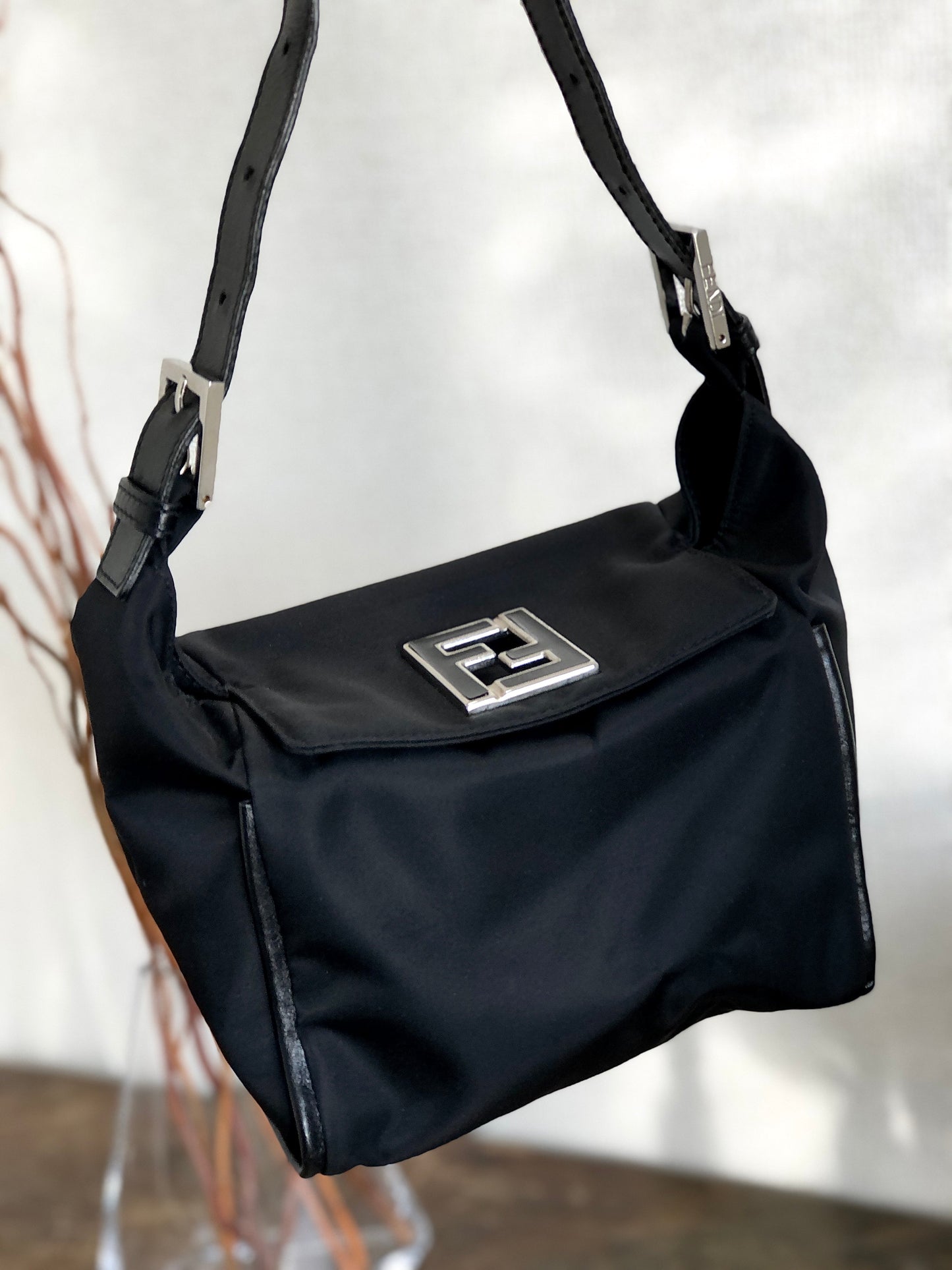 FENDI FF logo Nylon Shoulder bag Black Vintage Old 4jhjh2