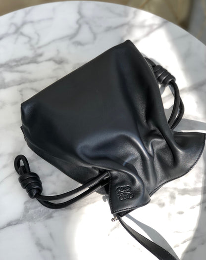 LOEWE Flamenco Knot Small Drawstring Shoulder bag Black 8v65a4