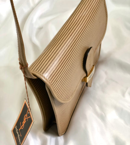 Yves Saint Laurent YSL embossed front lock PVC leather pochette shoulder bag beige vintage old xcm5c4