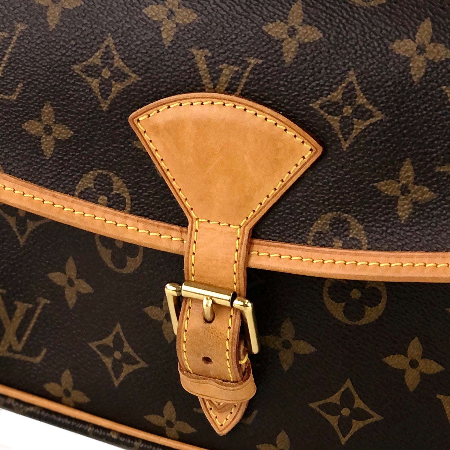 LOUIS VUITTON Sologne Used Shoulder Bag Monogram Brown M42250 Vintage –  VINTAGE MODE JP
