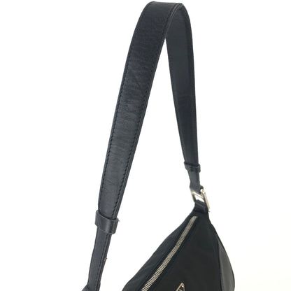 PRADA 三角形標誌 Hobobag 尼龍皮革手提包 黑色復古舊款 a5a5db