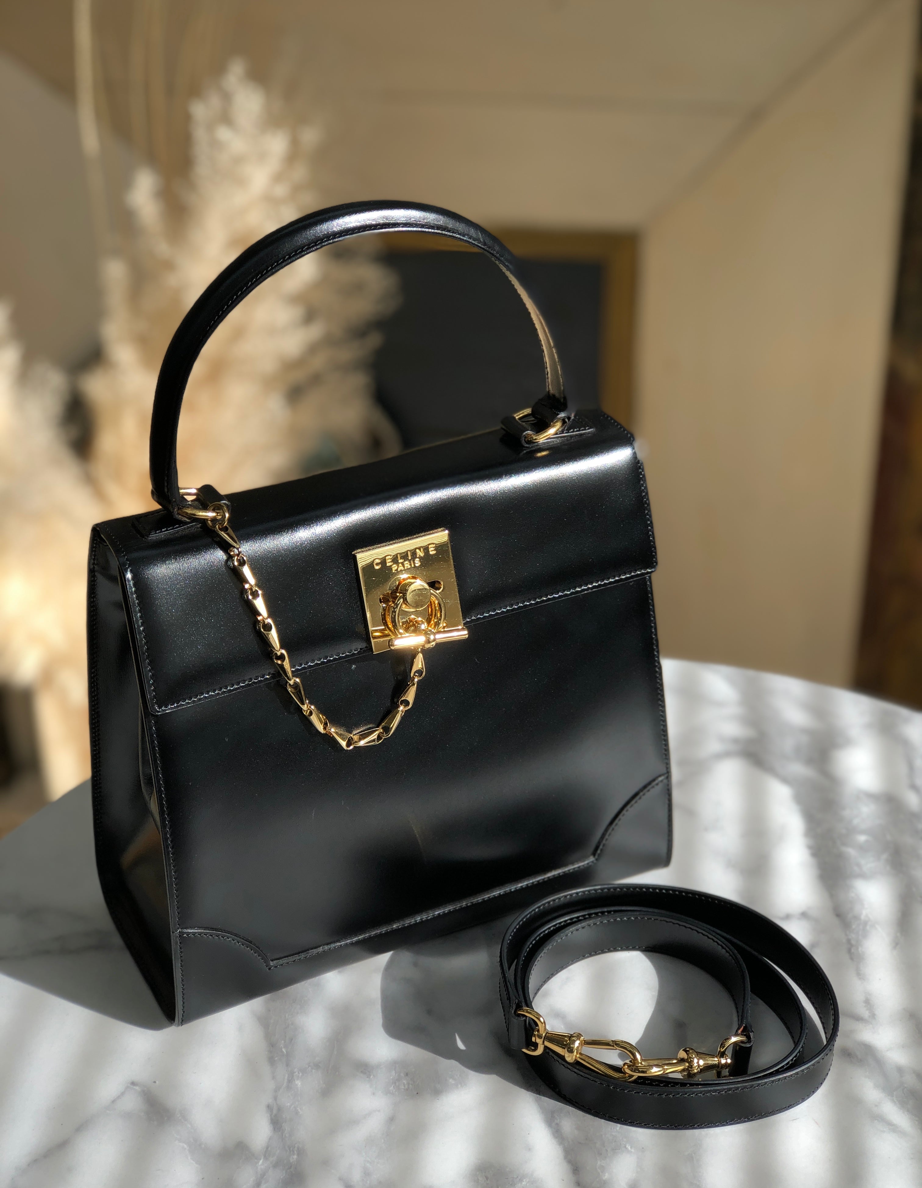 CELINE Mantel Chain Gancini Handbag Crossbody Shoulder bag Black Vinta –  VintageShop solo