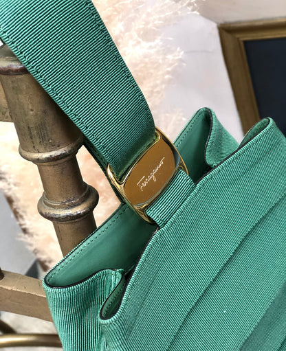 Salvatore Ferragamo Vala 羅緞緞帶單手柄迷你手提包綠色復古舊款 nt6k8m