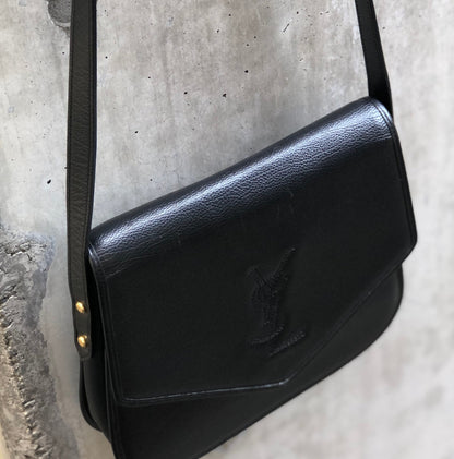 Yves Saint Laurent YSL logo Cassandra Crossbody Shoulder bag Black Vintage Old v67ssu