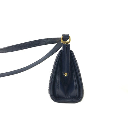 GUCCI Logo Unborn Calf Clasp Crossbody Small Shoulderbag Navy Vintage Old Gucci w4fitj