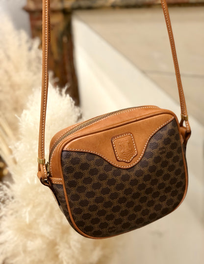 CELINE Macadam Crossbody Small Shoulder bag Brown Vintage Old CELINE 2vu48h