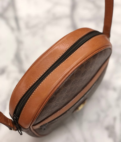 CELINE Macadam Blason Front Zip PVC Leather Round Circle Pochette Shoulder Bag Brown Vintage Old Celine r7d6wk