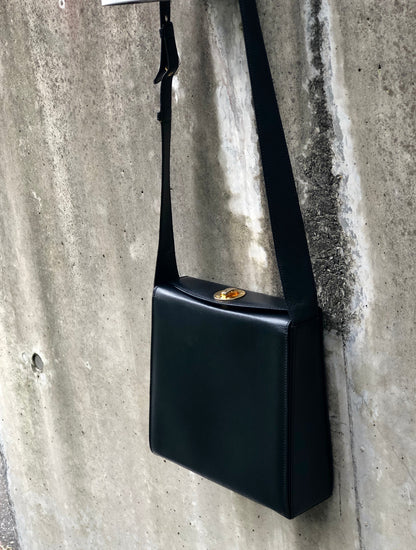 CELINE 旋鎖標誌皮革肩背包 黑色 復古舊款 CELINE ge27h6