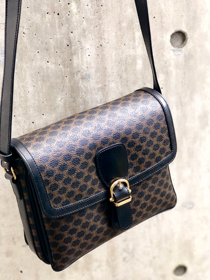 CELINE Macadam Front belt Crossbody Shoulderbag Black Vintage Old CELINE 3raz4y